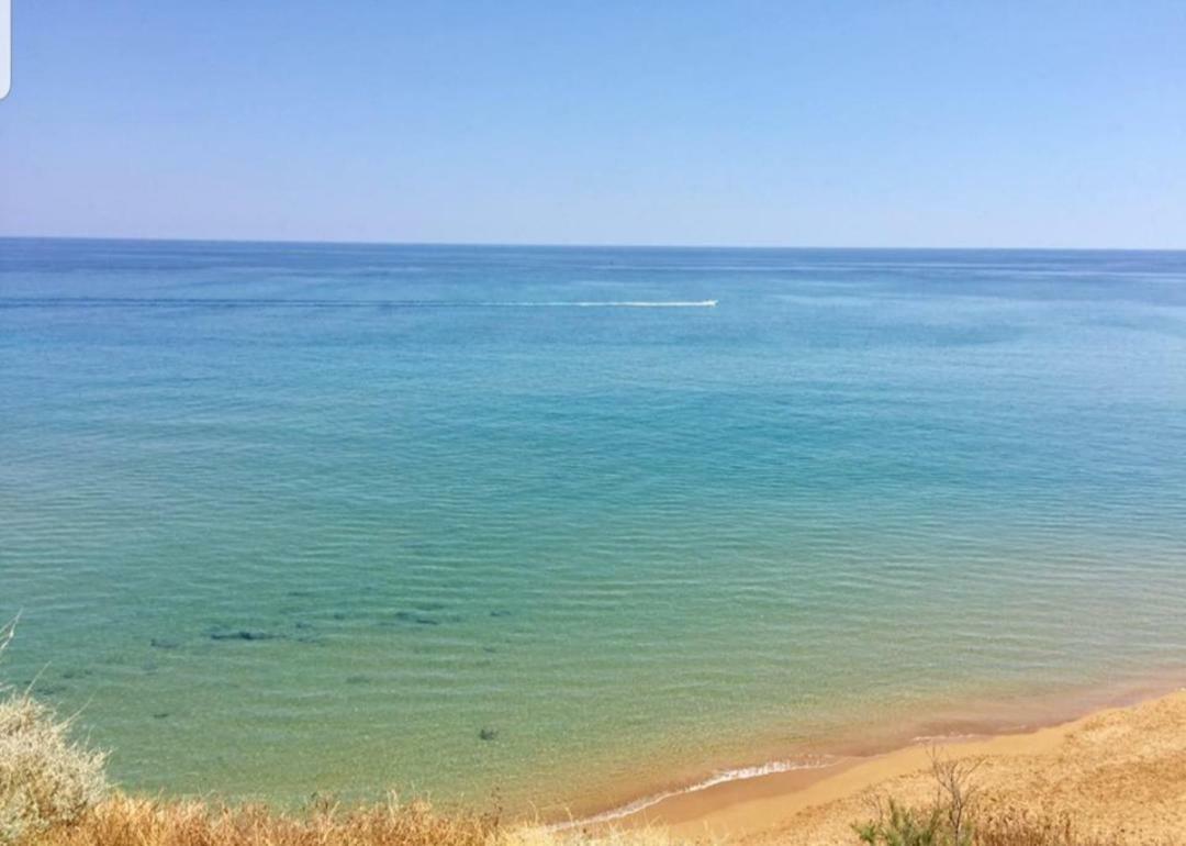Camping Due Mari Villa Ovile la Marinella Dış mekan fotoğraf
